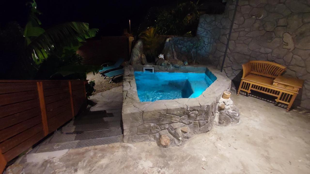 Sunset Sapphire Villa Case-Pilote ภายนอก รูปภาพ